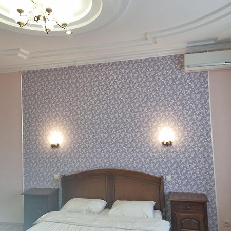 Hotel Complex Uhnovych Ternopil Eksteriør bilde