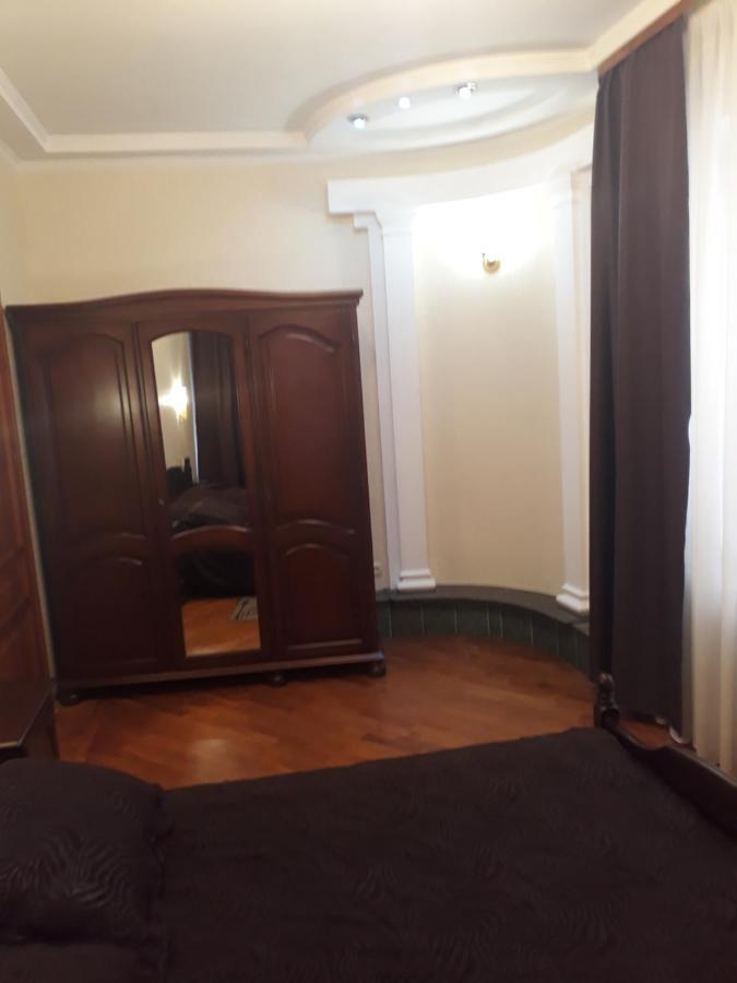 Hotel Complex Uhnovych Ternopil Eksteriør bilde