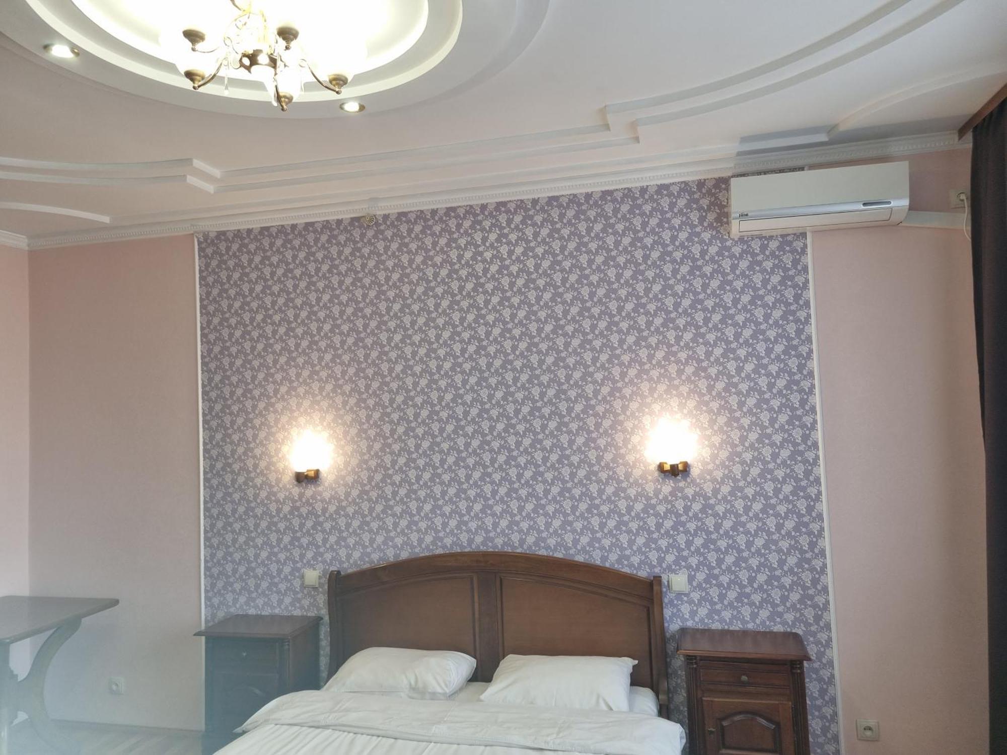 Hotel Complex Uhnovych Ternopil Eksteriør bilde
