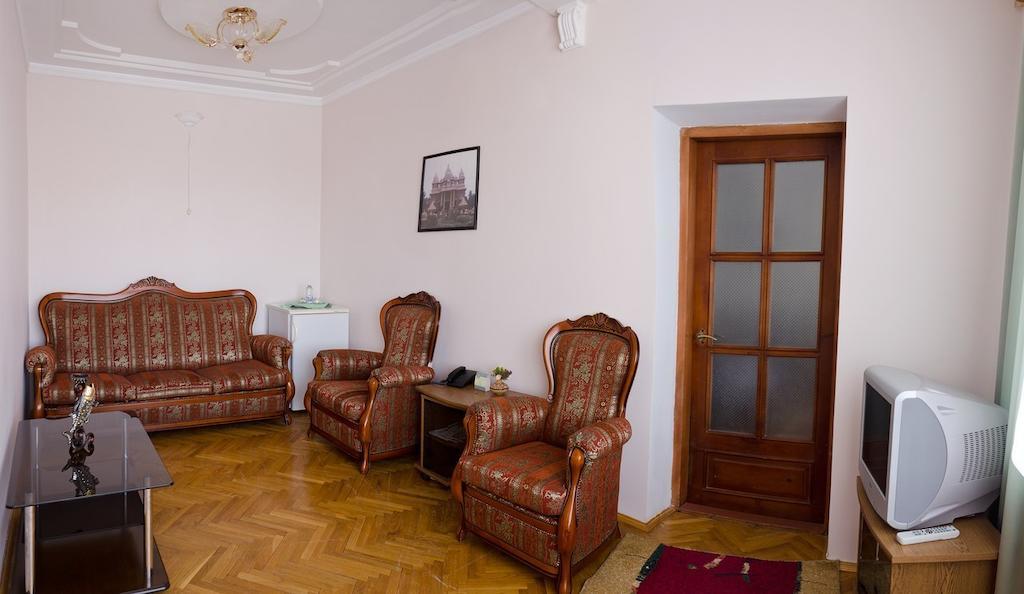 Hotel Complex Uhnovych Ternopil Rom bilde
